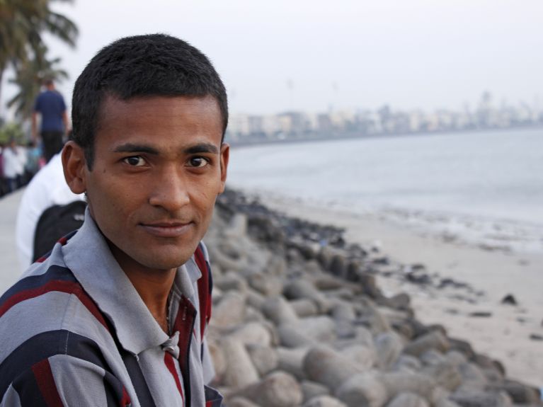 « Global Compact for Migration » : recherche de voies pour une migration sûre et légale. « Global Compact for Migration » : recherche de voies pour une migration sûre et légale.
