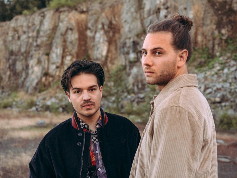 Milky Chance conseguiu um sucesso global com "Stolen Dance".  