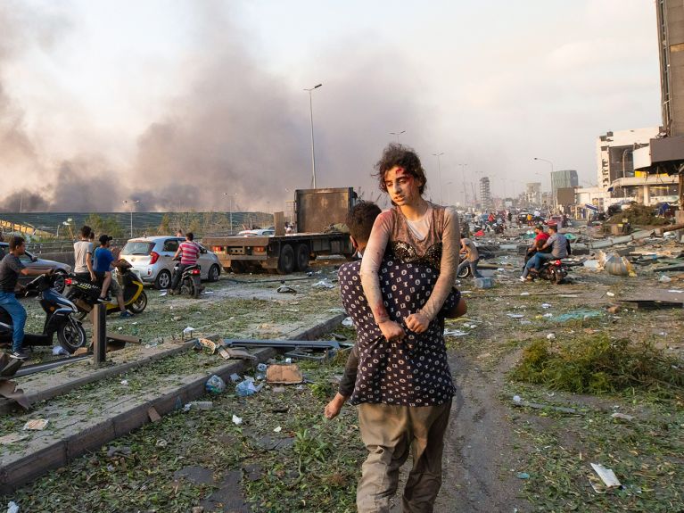 Erste Hilfe für Beirut rollt an 