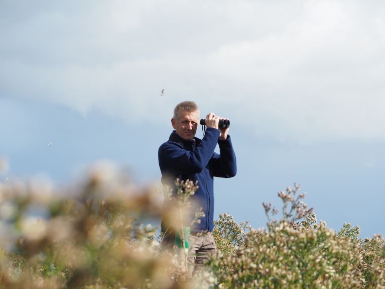 Peter Südbeck in the Lower Saxony Wadden Sea National Park. Peter Südbeck in the Lower Saxony Wadden Sea National Park.