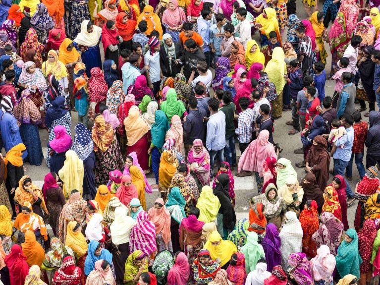 Manifestation pour de meilleurs salaires au Bangladesh