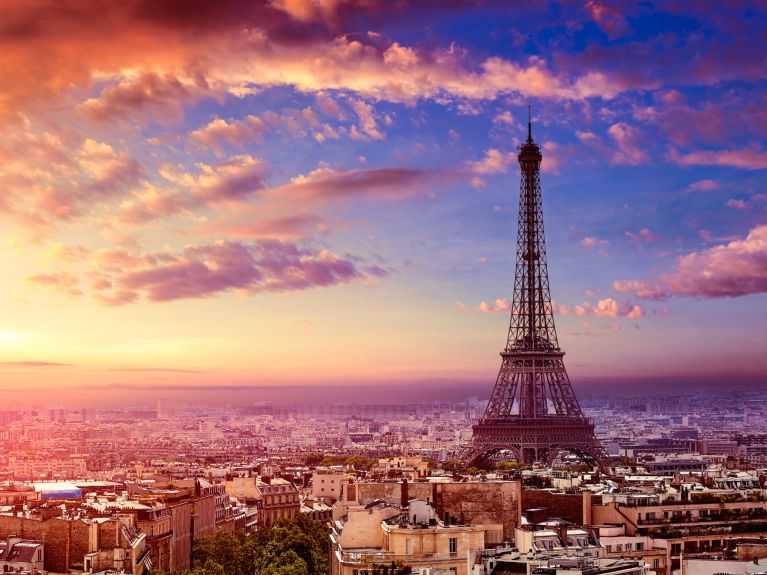 Paris : la Tour Eiffel.
