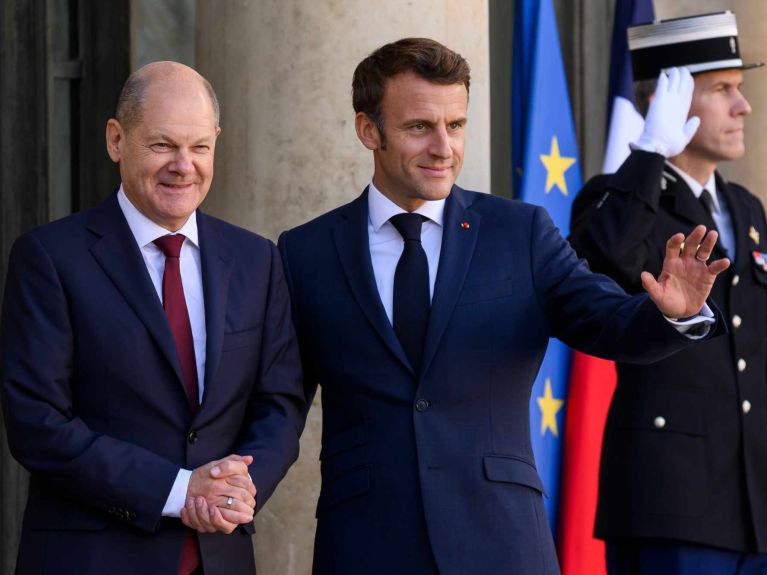 Olaf Scholz, el canciller federal alemán, y Emmanuel Macron, el presidente francés  