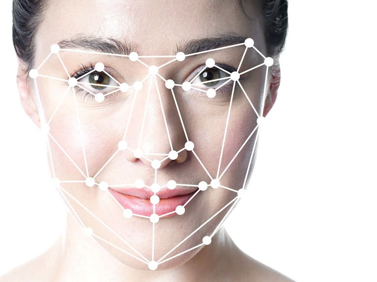 O reconhecimento facial é uma tecnologia controversa, mas eficaz.