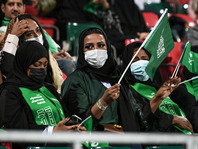  Seit 2020 gibt es in Saudi-Arabien eine eigene Frauen-Fußballliga.