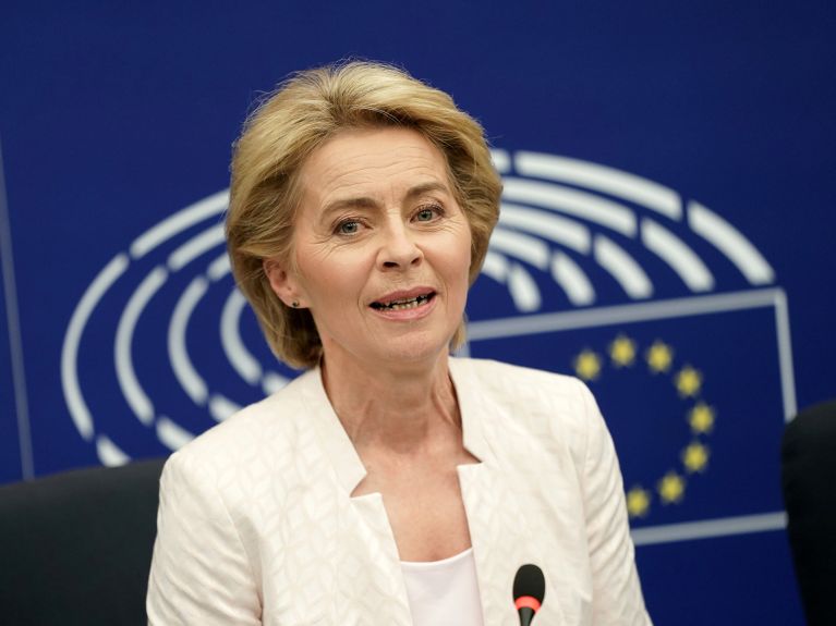 Ursula von der Leyen before the European Parliament