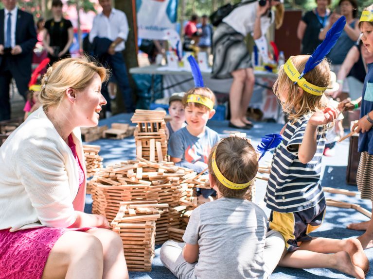 No hay solo una forma clásica de familia. La vida es multicolor y la sociedad alemana lo refleja