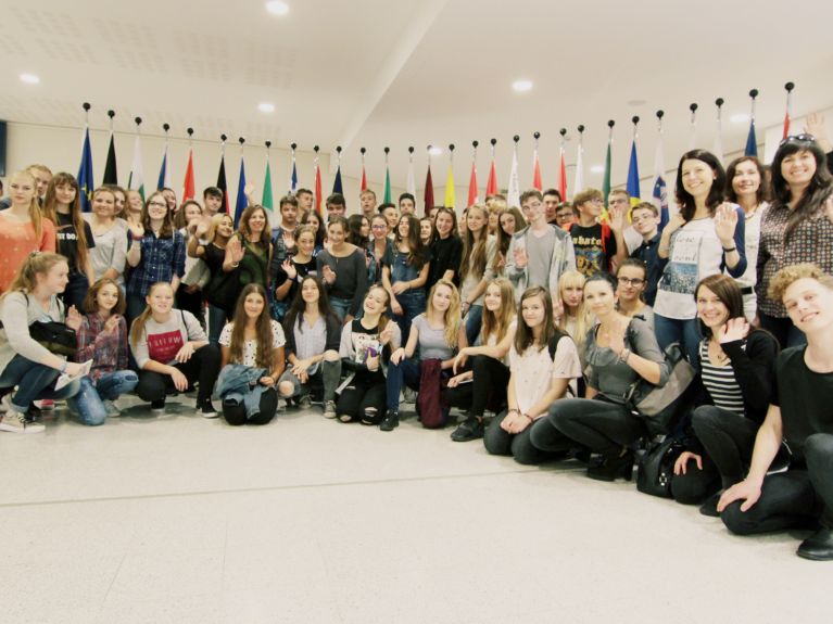 Der Young Europeans Award bringt Europas Jugend zusammen. Der Young Europeans Award bringt Europas Jugend zusammen.