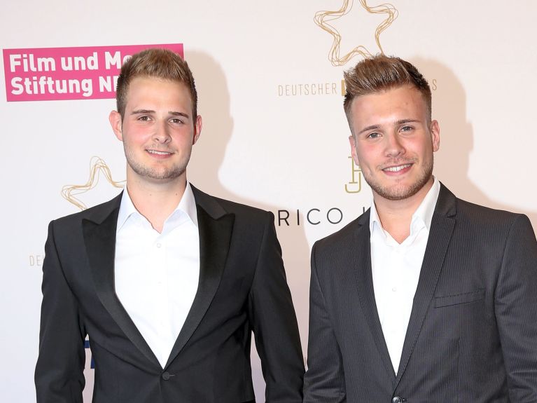 Alex Giesecke y Niko Schork crearon “TheSimpleClub” 