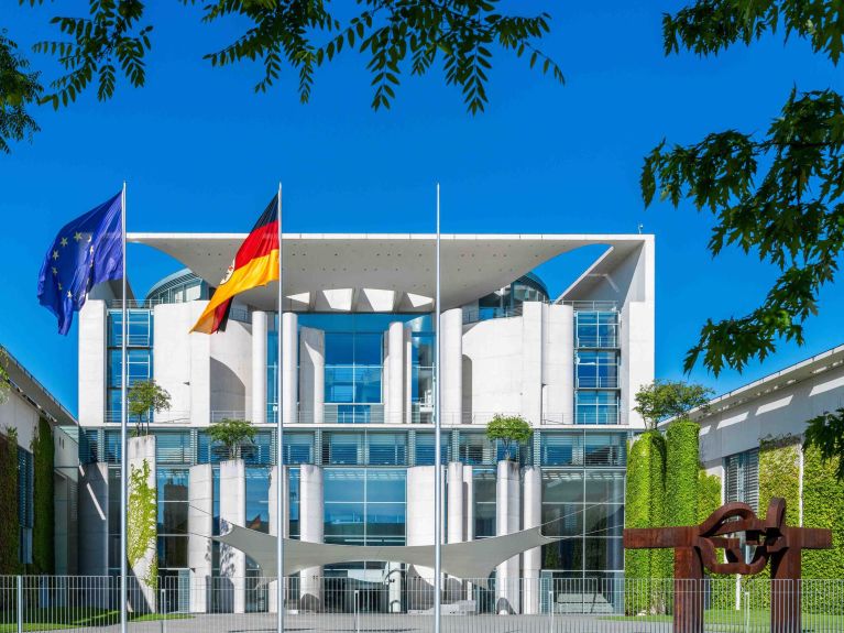 Ведомство федерального канцлера Германии в Берлине 