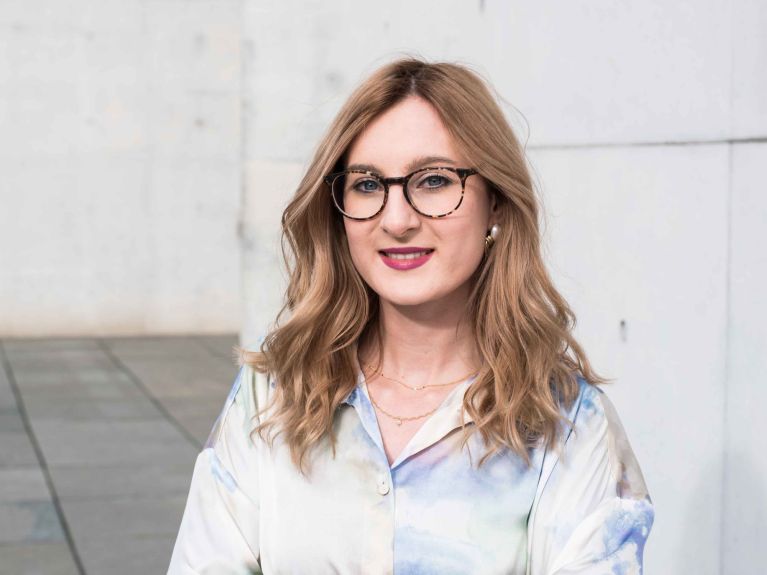 Anna Staroselski setzt sich für Demokratie und Toleranz ein. Anna Staroselski setzt sich für Demokratie und Toleranz ein.