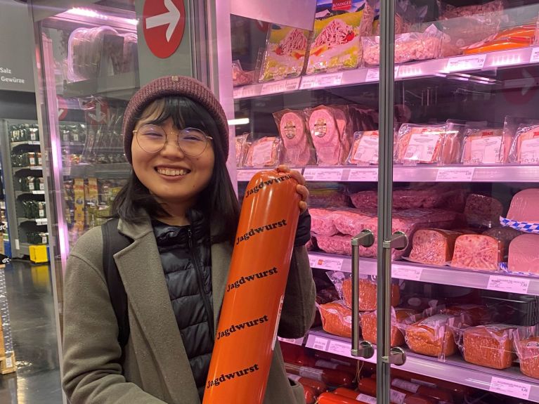 Kana aus Japan will Fleischerin werden. 