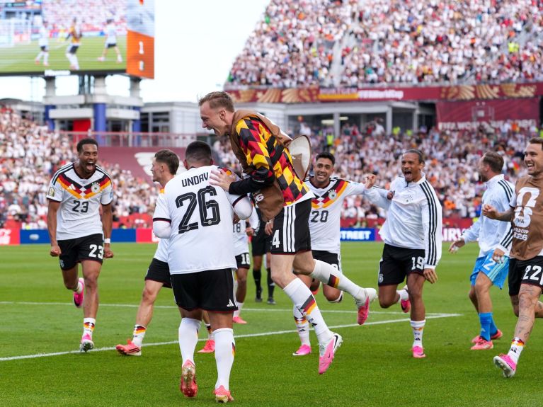 Denis Undav trifft zum 2:1 