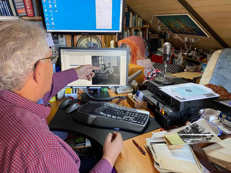 Who recognises the man on Provan’s computer screen? Who recognises the man on Provan’s computer screen?