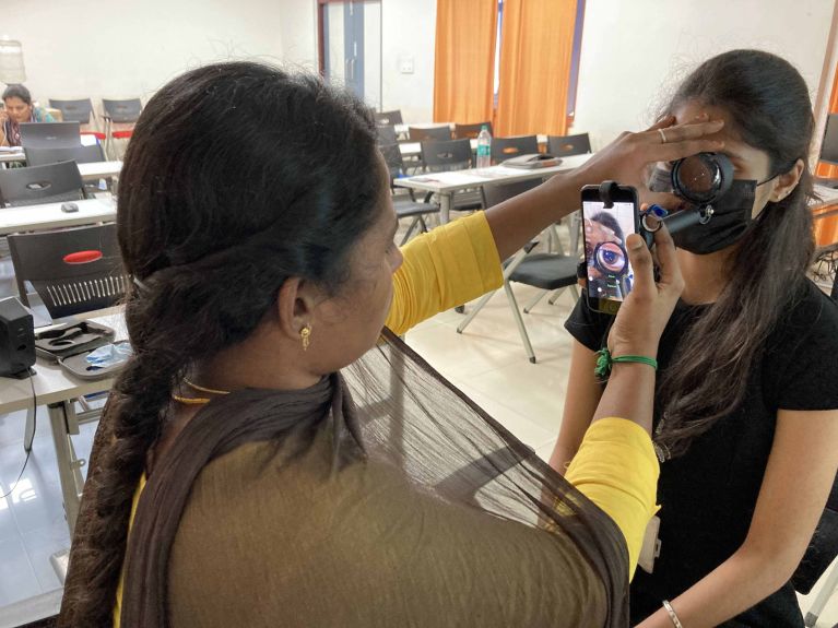 Training course for smartphone-based fundus photography Training course for smartphone-based fundus photography