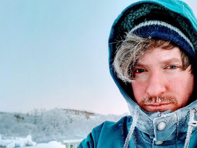 Na zdjęciach Kilian Schönberger najchętniej wykorzystuje grę światła i mgły. Na zdjęciach Kilian Schönberger najchętniej wykorzystuje grę światła i mgły.