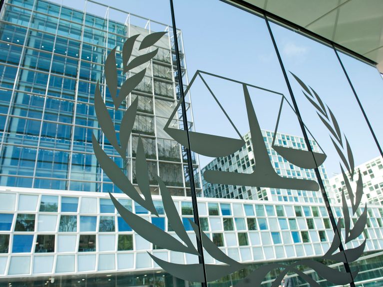 Budynek Międzynarodowego Trybunału Sprawiedliwości w Hadze.