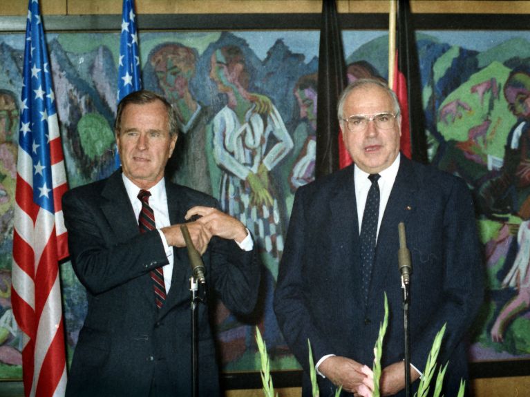 George Bush, Helmut Kohl 