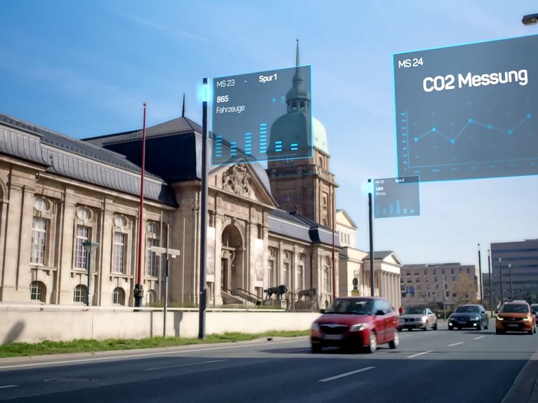 Verkehrsdichte und Luftschadstoffe werden digital erfasst. Verkehrsdichte und Luftschadstoffe werden digital erfasst.