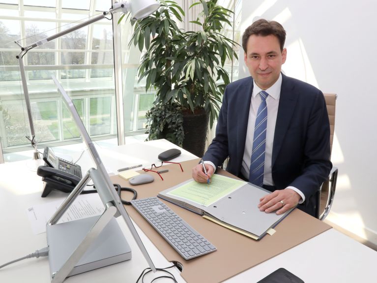 Georg Eisenreich, State Minister for Digital Agenda, Media and Europe. Georg Eisenreich, State Minister for Digital Agenda, Media and Europe.