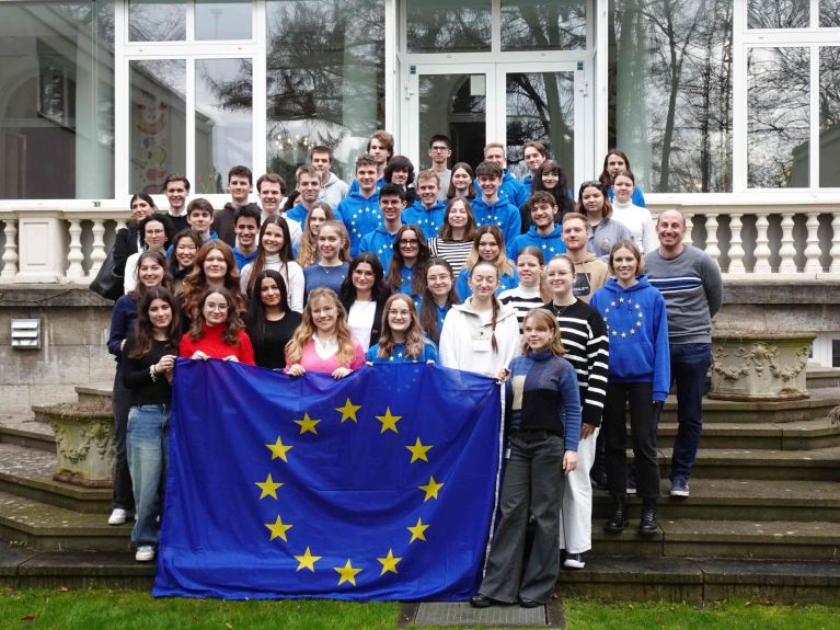 Personnes qui participent à un camp de l’UE, à Berlin