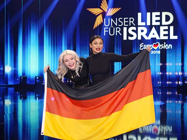 Carlotta Truman and Laurita Spinelli will represent Germany in Tel Aviv in May