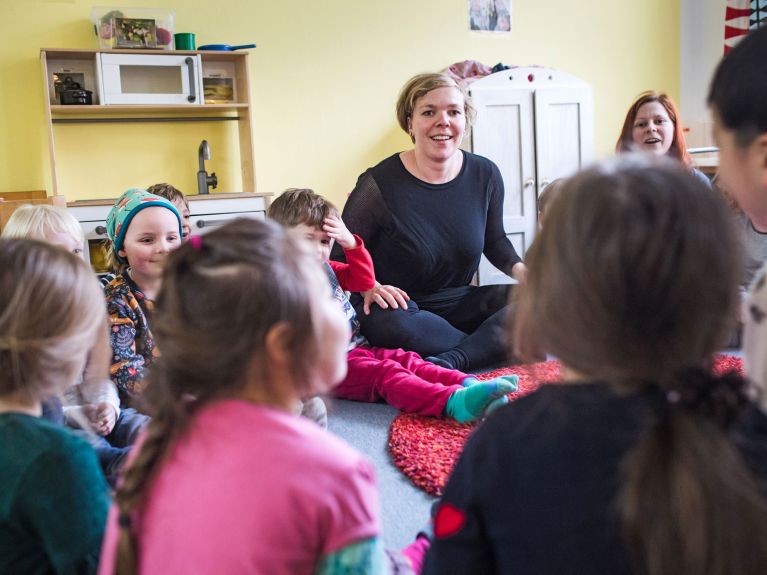 Un groupe dans une crèche-garderie est une petite famille.