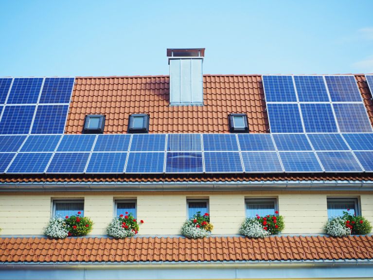 Electricity from the roof of your home: Soon to be even more attractive 