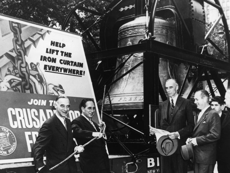 The Freedom Bell prior to transport in Berlin.