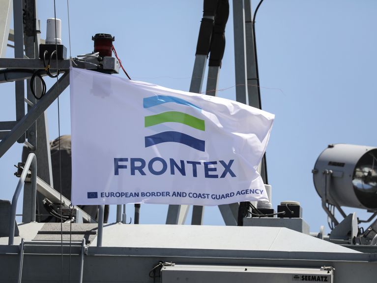 Aufstockung von Frontex auf 10.000 Beamte Aufstockung von Frontex auf 10.000 Beamte