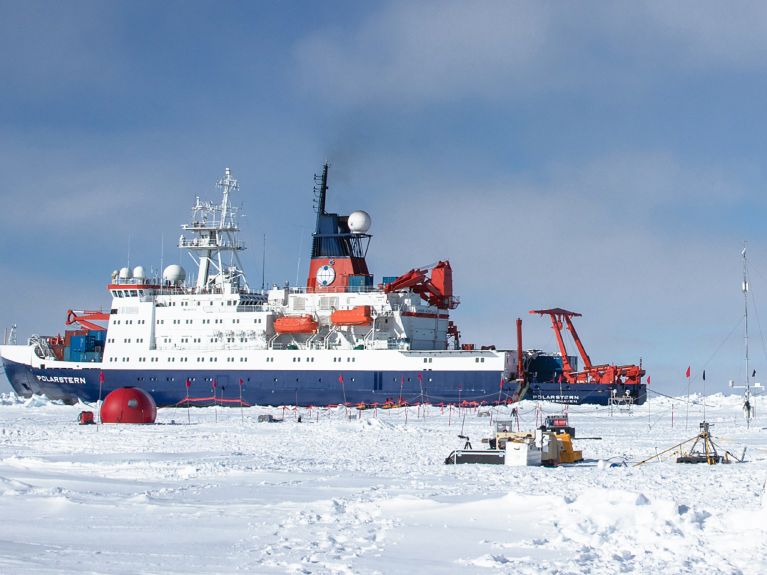 Mit internationaler Besatzung: das Forschungsschiff „Polarstern“