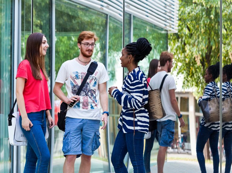 Deutschland ist bei Studierenden aus aller Welt beliebt. Deutschland ist bei Studierenden aus aller Welt beliebt.