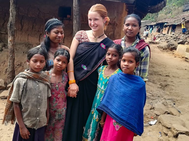 Anna Bartholomäi est partie à Hyderabad en Inde avec le Programme Weltwärts.