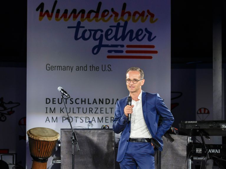 Die transatlantische Beziehung mit neuem Leben füllen: Außenminister Heiko Maas bei der Vorstellung des Programms zum Deutschladjahr in den USA.