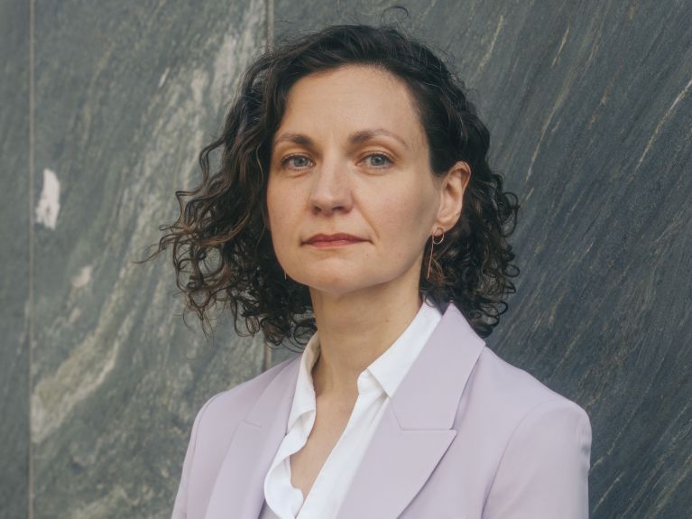 Julia Smirnova warns against attempts to “discredit democratic institutions” 