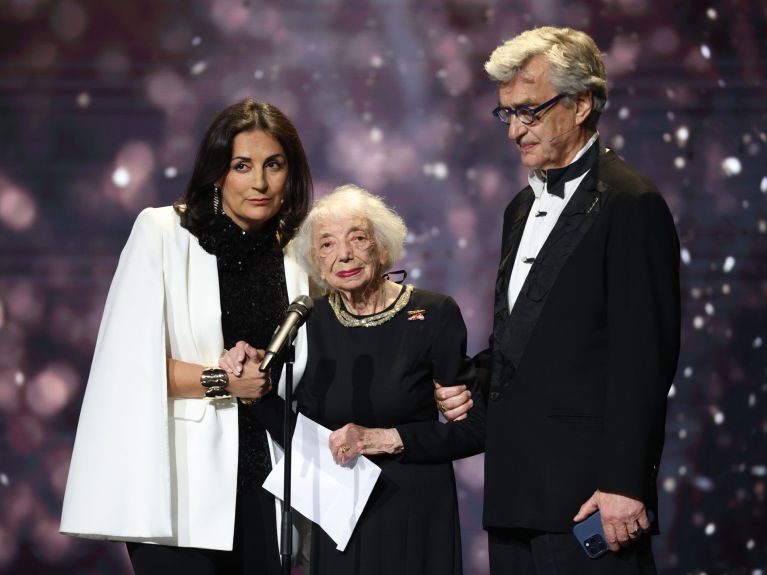 Düzen Tekkal, Margot Friedländer et Wim Wenders au Prix du film allemand 