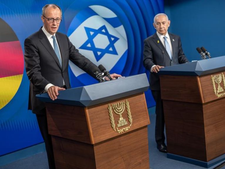 Friedrich Merz (l.) und Benjamin Netanjahu 