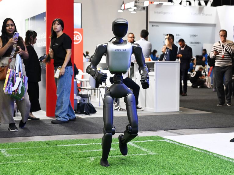 Robot