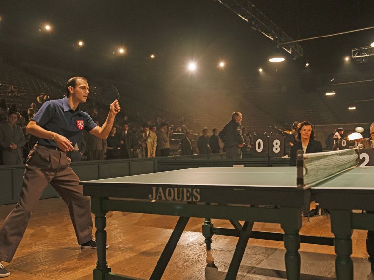 Bei den Dreharbeiten von „Marty Supreme“ machte Timo Boll das, was er am besten kann: Tischtennis spielen.