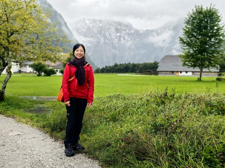 Reiseleiterin Lina Zhu versteht sich als Brückenbauerin. 