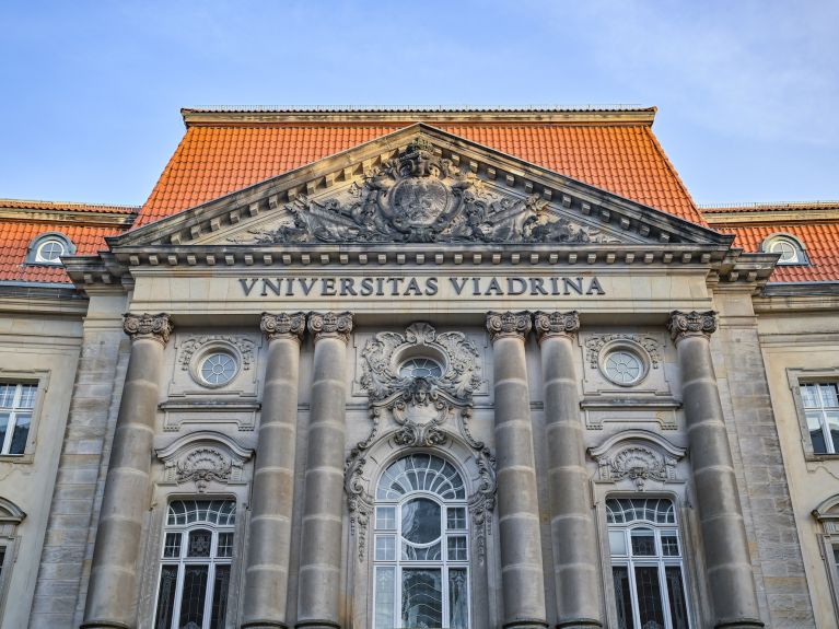  Das Hauptgebäude der Europa-Universität Viadrina