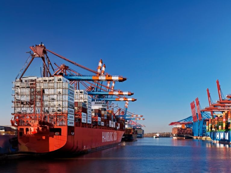 Hamburg konteyner limanı 