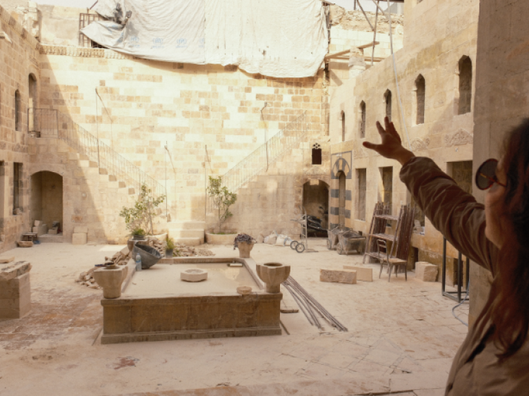 ... بعد إعادة الإعمار في عام 2025.