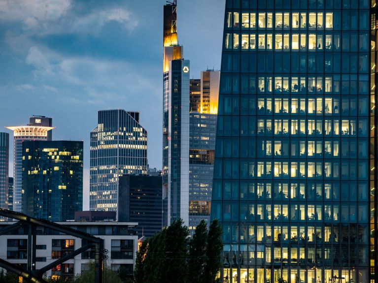 Music, fraud and gangsters – the Netflix series Skylines is set in Frankfurt am Main.