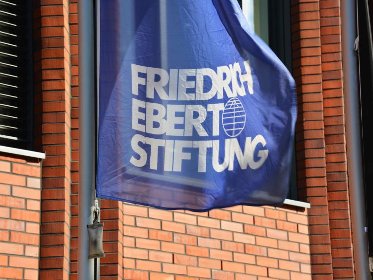 Friedrich Ebert Vakfı 100 yaşında Friedrich Ebert Vakfı 100 yaşında