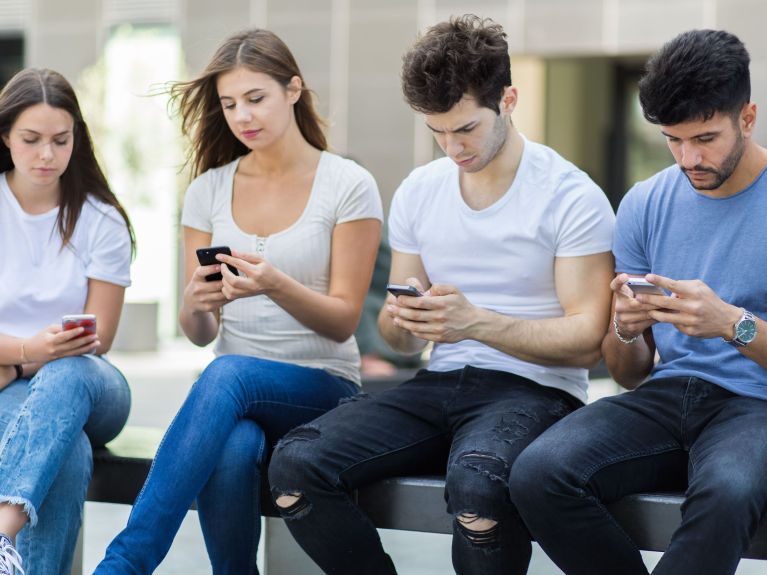 Passer du temps en ligne appartient au quotidien de nombreuses personnes.