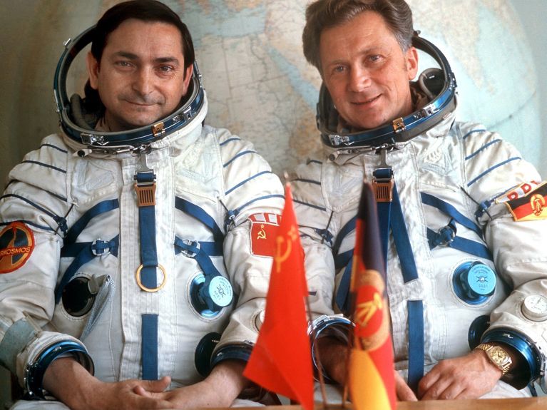 Российско-германский экипаж: Валерий Быковский и Зигмунд Йен