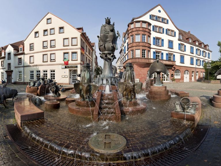 Kaiserslautern: İmparator Çeşmesi (Kaiserbrunnen)