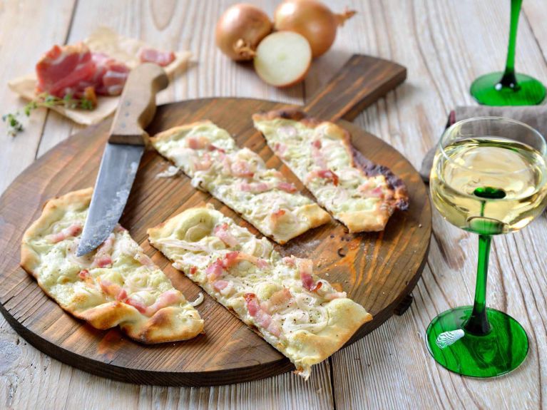 Tarte flambée has now conquered parties all over Germany.