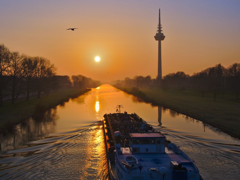 Amanecer en el Neckar Amanecer en el Neckar